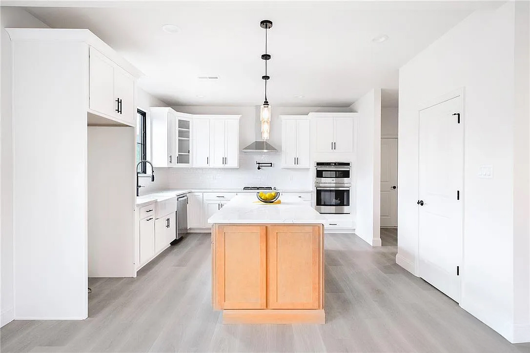 Model Home 5 – Edit